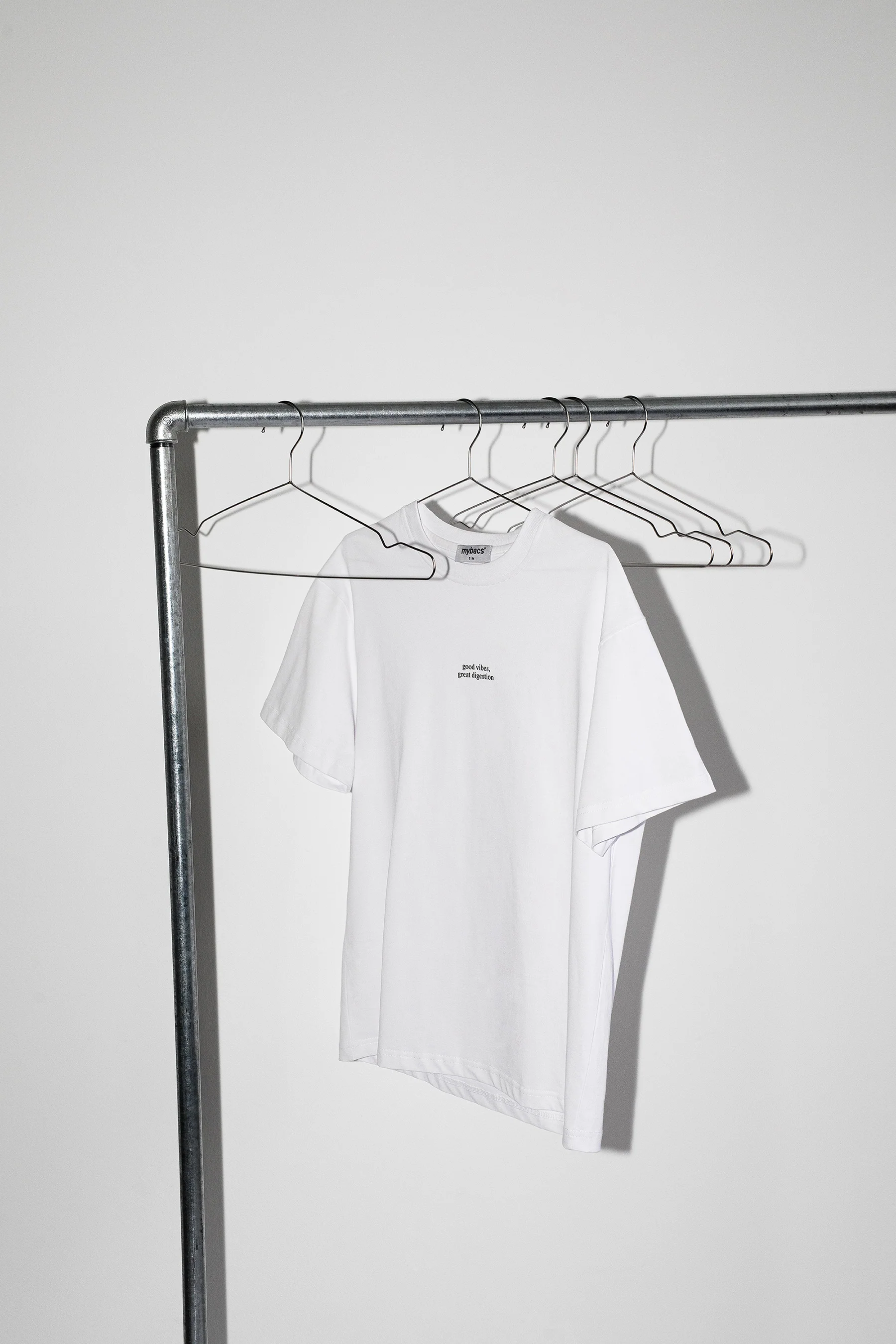 T-Shirt "Good vibes, great digestion" - Image 3